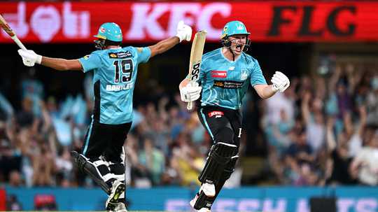 heat-pulled-off-the-chase-needing-61-in-last-four-overs