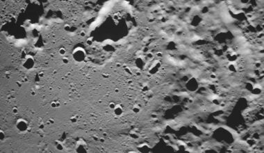 Russian spacecraft snaps wild moon crater photo before attempted landing