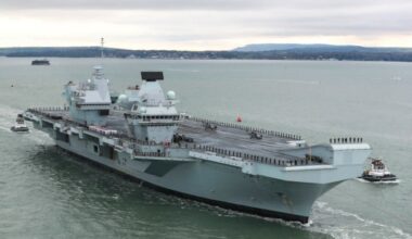 Oracle sails AI onto Royal Navy flagship via edge cloud kit • The Register