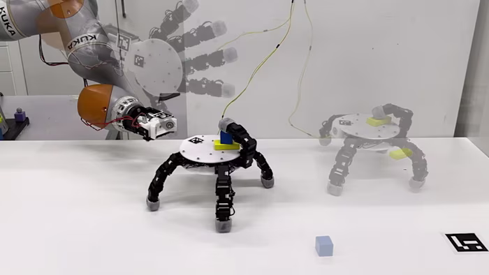Scientists unveil crawling robot hand that can grasp multiple objects