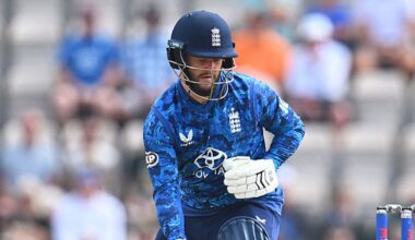 Sri Lanka v England LIVE - Harry Brook’s side chasing 272 in ODI after late push by Kusal Mendis and Dunith Wellalage, three wickets for Adil Rashid