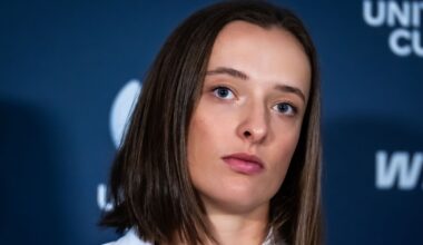 Iga Swiatek says Aryna Sabalenka and Nick Kyrgios' 'Battle of the Sexes' had 'no similarities' to 1973 iteration - 'Women's tennis stands on its own'