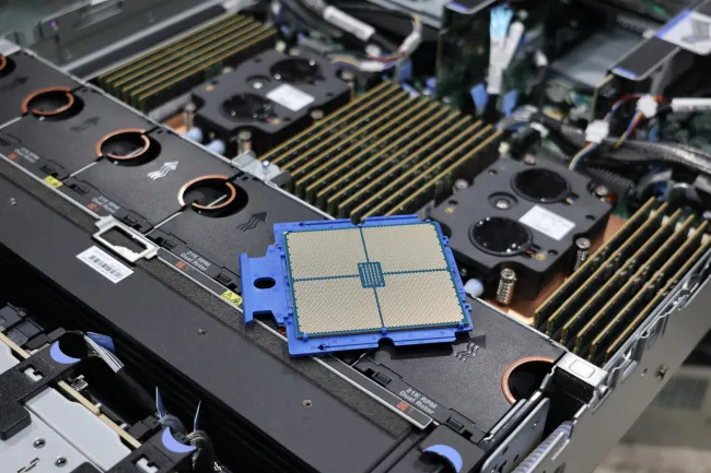 High core count AMD EPYC server with lots of RAM