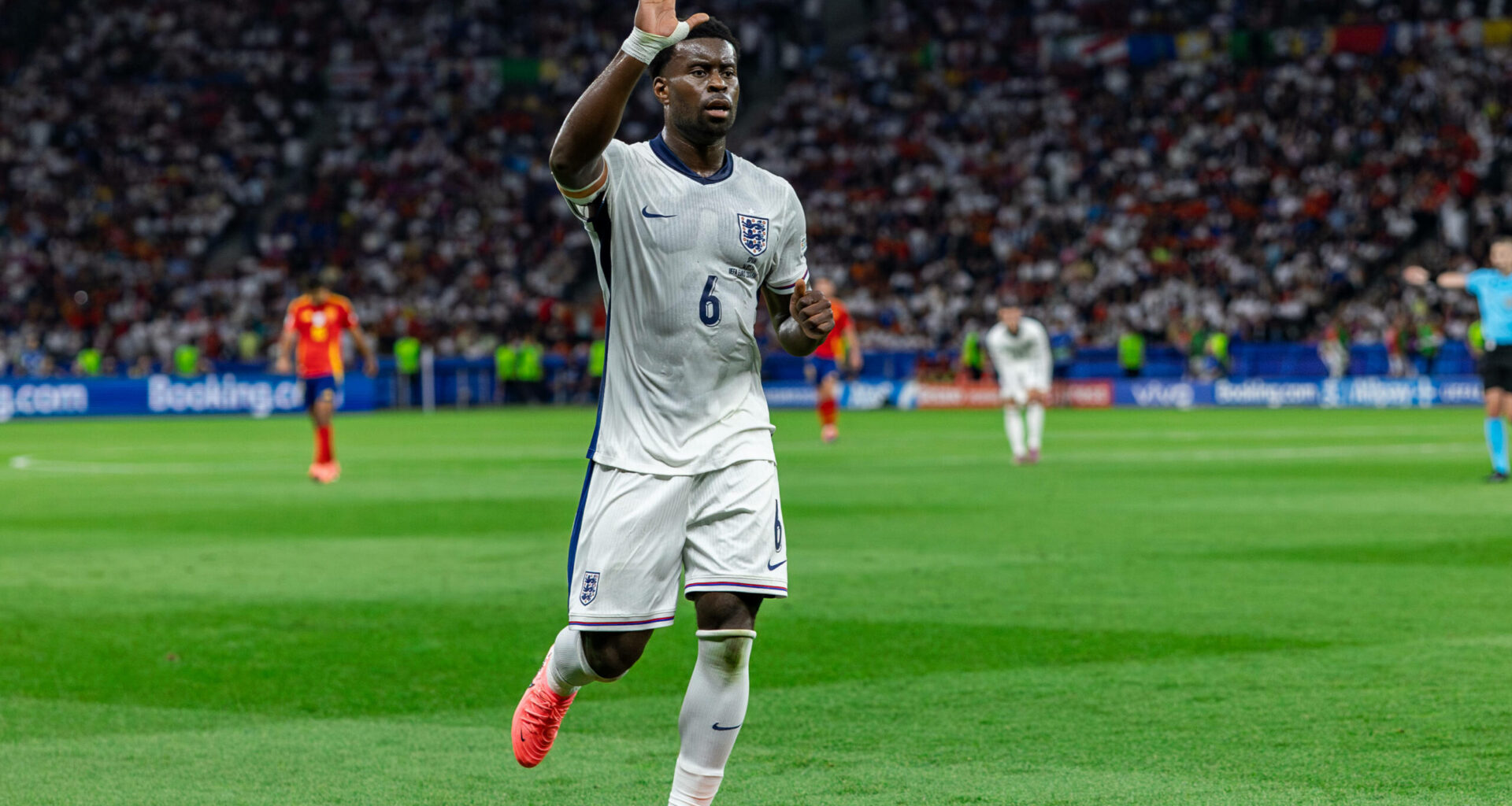 Liverpool 'really pushing' to sign Premier League star