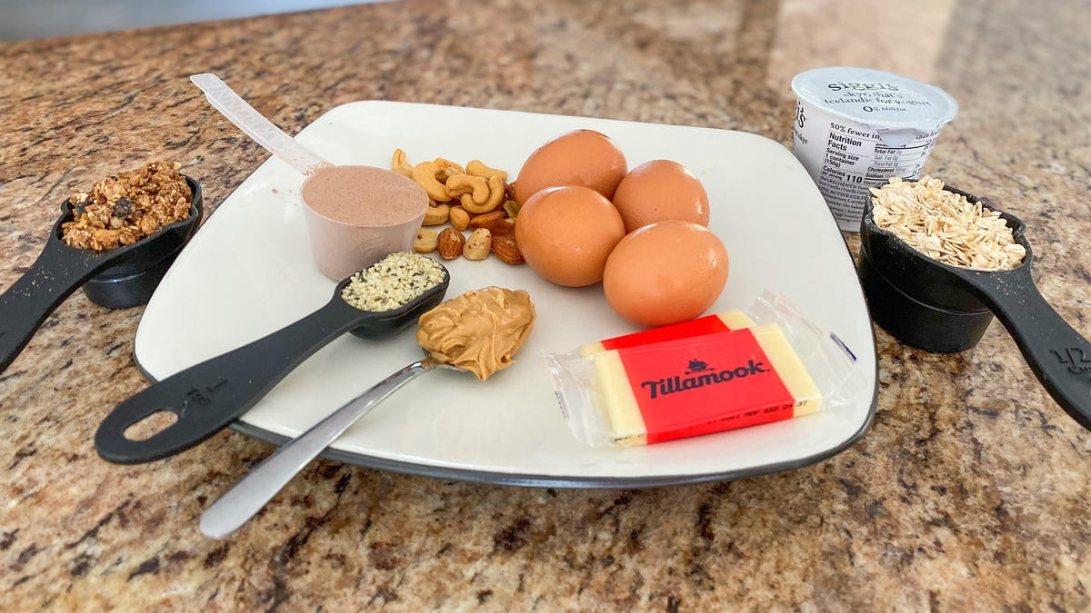 A Visual Guide: What 100 Grams of Protein Looks Like on a Plate