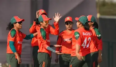 star-sports-on-dark-background