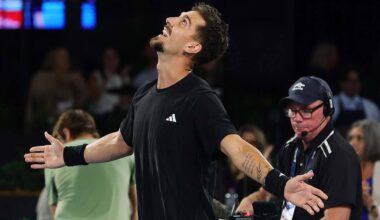 Thanasi Kokkinakis rallies past Sebastian Korda for emotional Adelaide win | ATP Tour