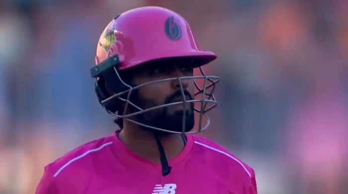 Babar Azam falls for duck in BBL 15 qualifier