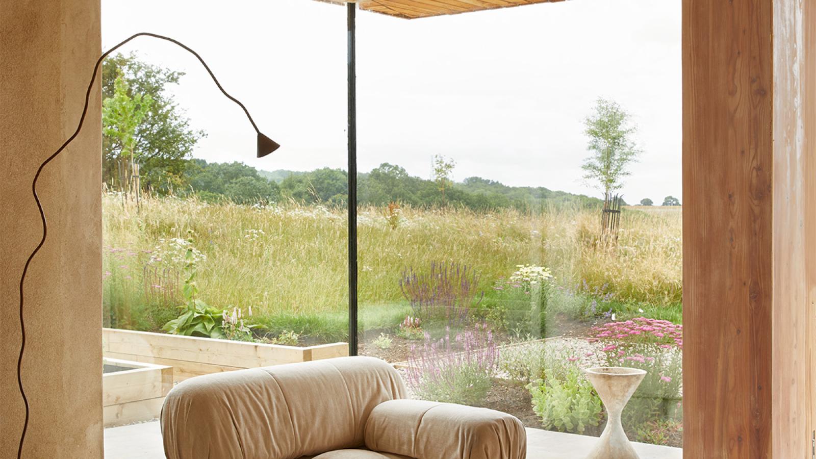 Take A Look Around This Contemporary Barn Conversion