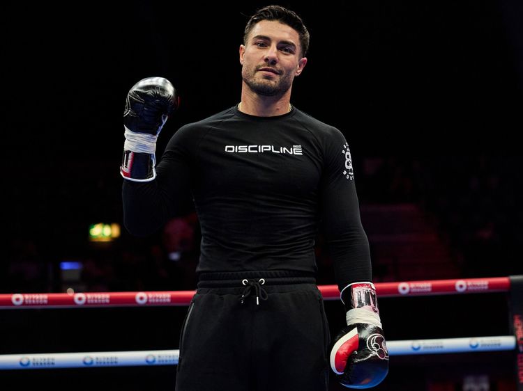 Josh Kelly Feels Many 'Are Really Underrating Me' In Bakhram Murtazaliev Fight