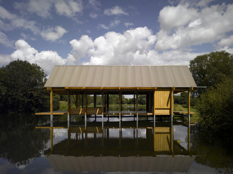 Níall McLaughlin Receives the 2026 RIBA Royal Gold Medal for Architecture - Image 1 of 11