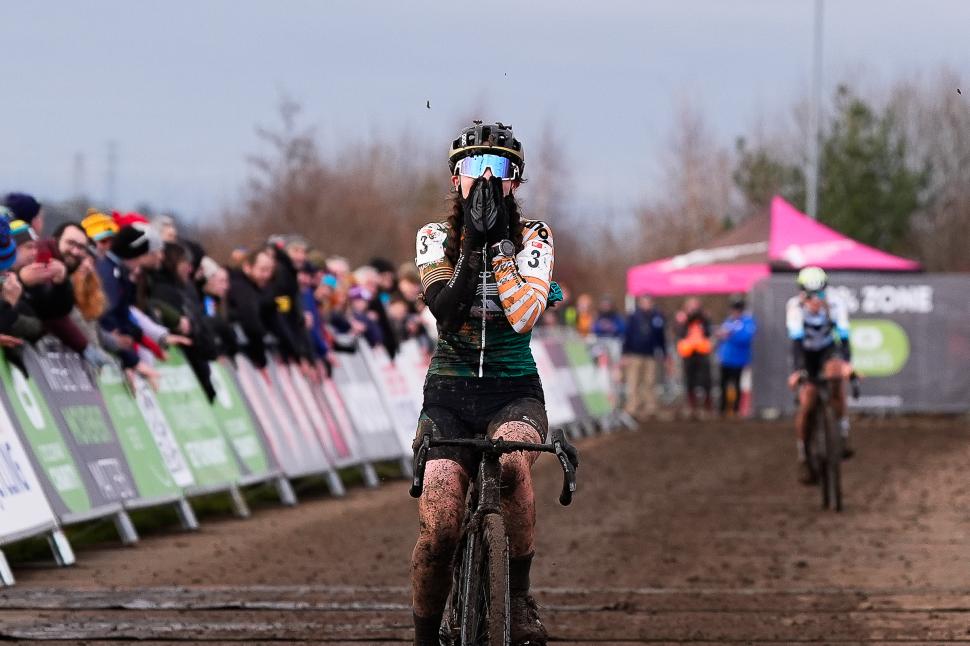 Xan Crees wins 2025 British cyclocross championships (Olly Hassell/SWpix.com)