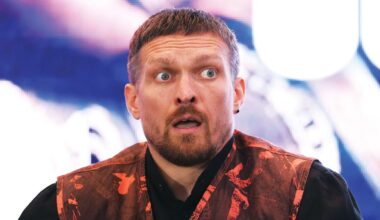 Usyk warned by former heavyweight champion he’ll be ‘overthrown’ this year: “I’m back”