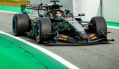 Fuel system problem curtails McLaren’s day at Barcelona F1 test