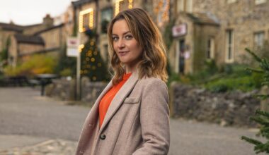 Corrie and Emmerdale star flooded with messages from co-stars as she shares sweet family news