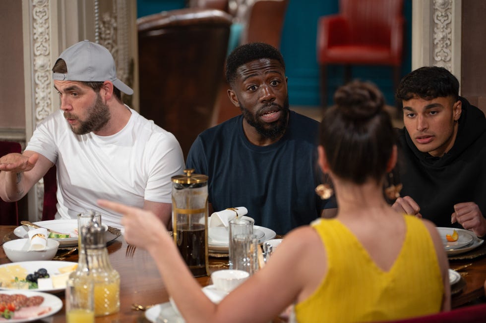 ross, the traitors season 4