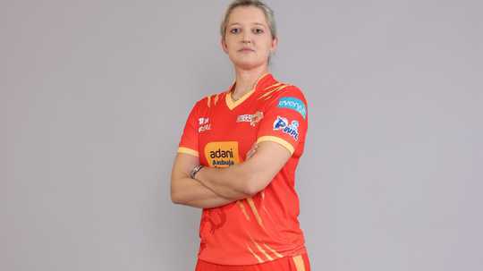 sarah-taylor-is-ggs-assistant-coach-in-the-wpl