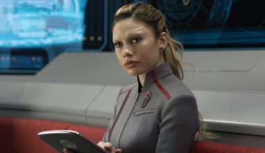 ‘Starfleet Academy’ Series Premiere Is A Welcoming Return To Star Trek – TrekMovie.com
