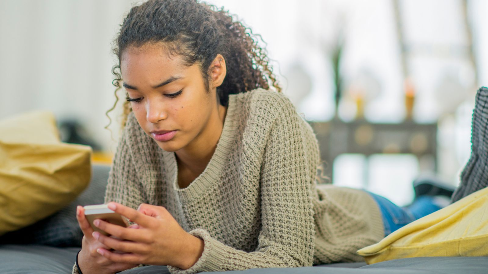 What UK social media ban on children could look like - as government considers action | Science, Climate & Tech News