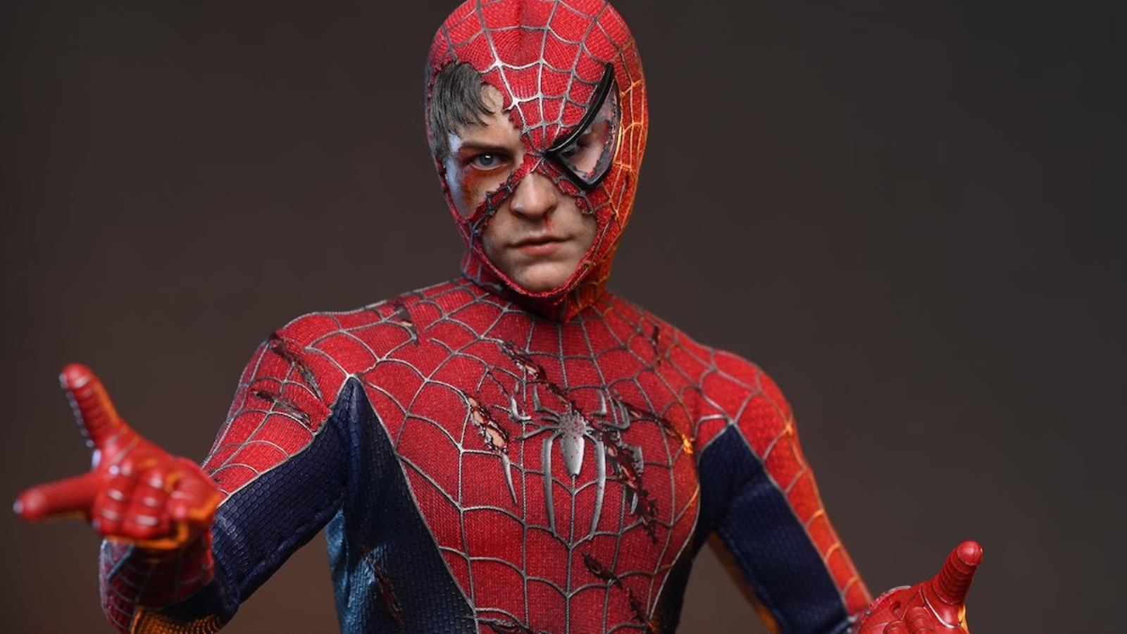 Hot Toys Is Finally Releasing A Battle-Damaged Spidey Based On Sam Raimi's 2002 Classic