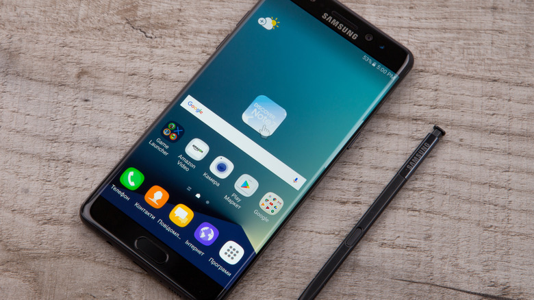 Galaxy Note 7 phone with stylus