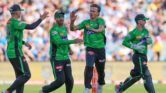 tom-curran-celebrates-one-of-his-four-wickets