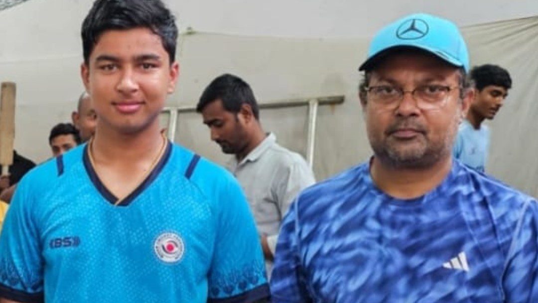 vaibhav-suryavanshi-with-his-coach-manish-ojha