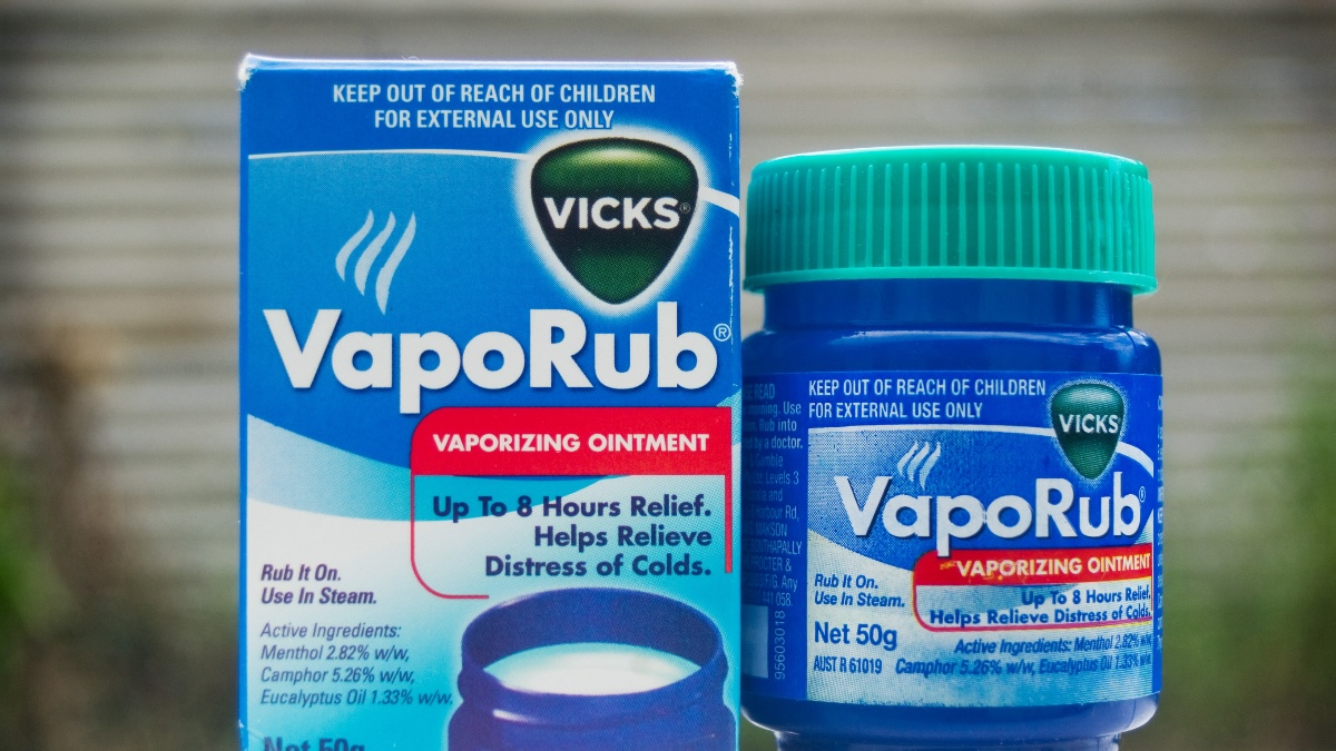 Can Putting Vicks Vaporub on Your Feet Ease Coughing?