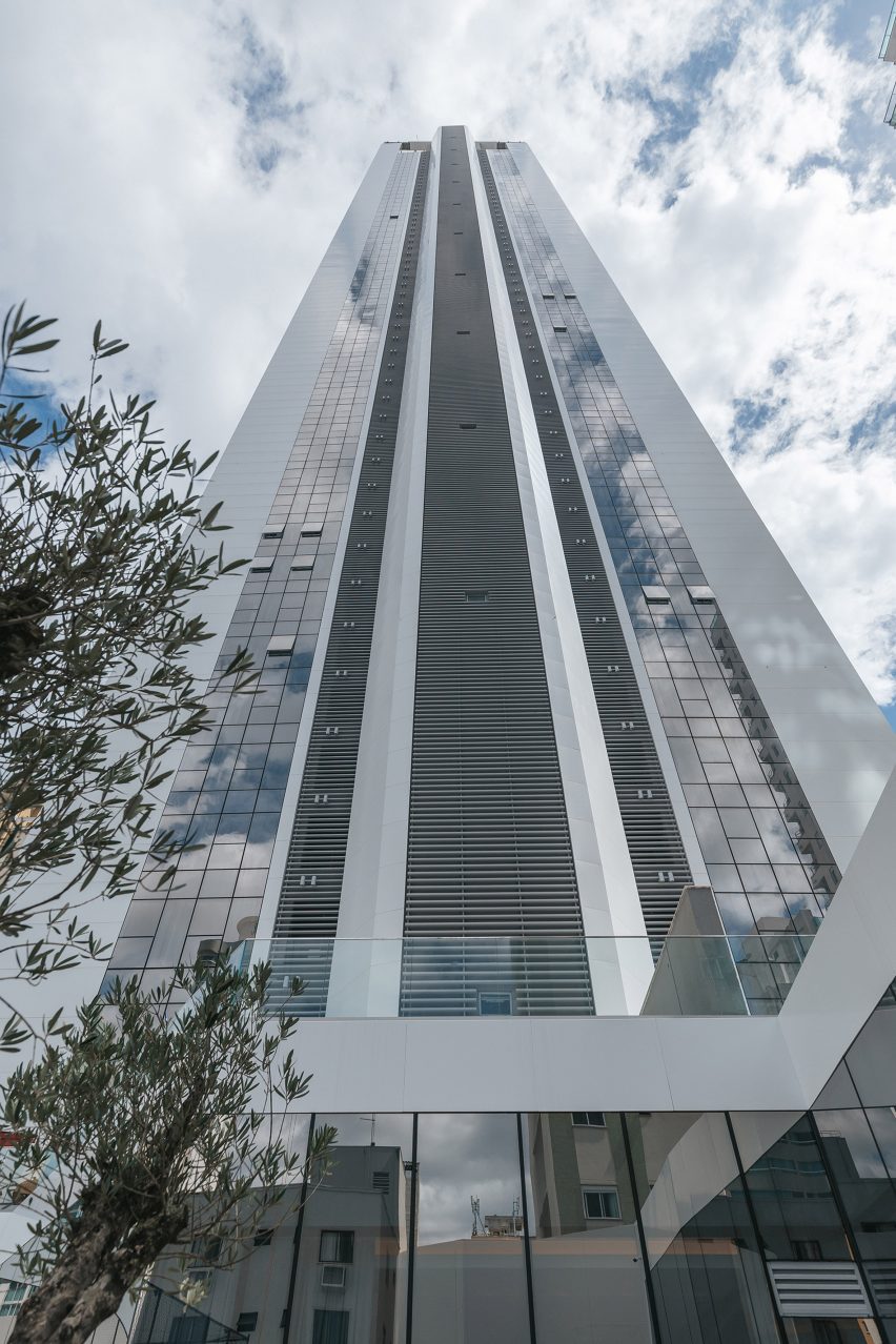 Pininfarnia Balneario Camboriu