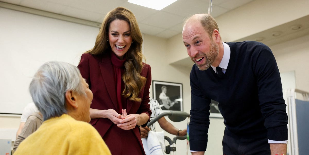 Watch Kate Middleton casually break major royal protocol with Prince William in front of a fan