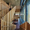 Hamamatsu Iwata Shinkin Bank Head Office and Main Branch / Nikken Sekkei - Interior Photography, Stairs, Wood