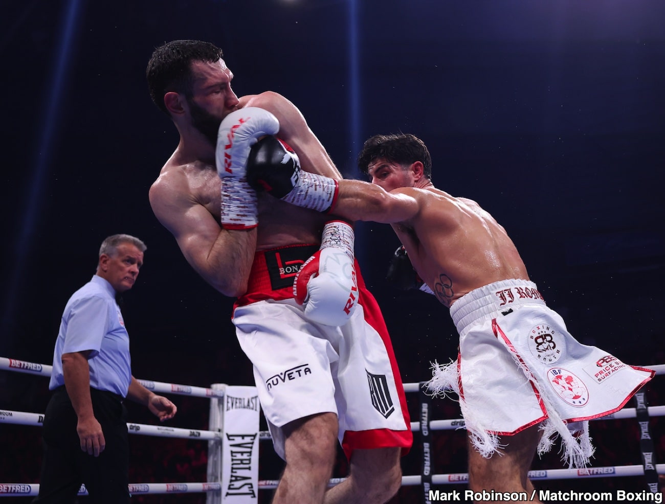 Image: After Beating Murtazaliev, Kelly Turns Attention to Benn