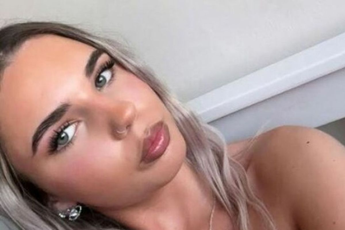 Cadi Sue Mair Parry, 19,  from Llandegfan, near Menai Bridge