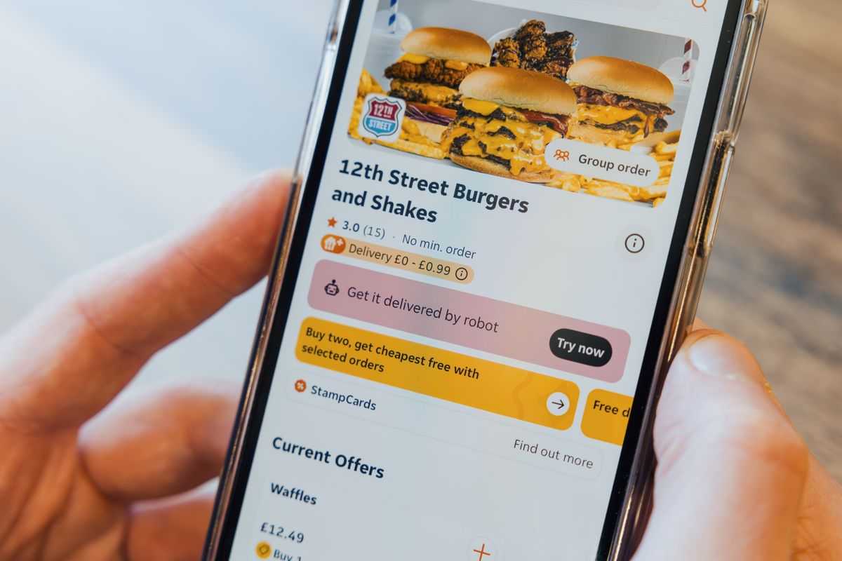 You can now have takeaways delivered by a robot, in just a few taps on your smartphone