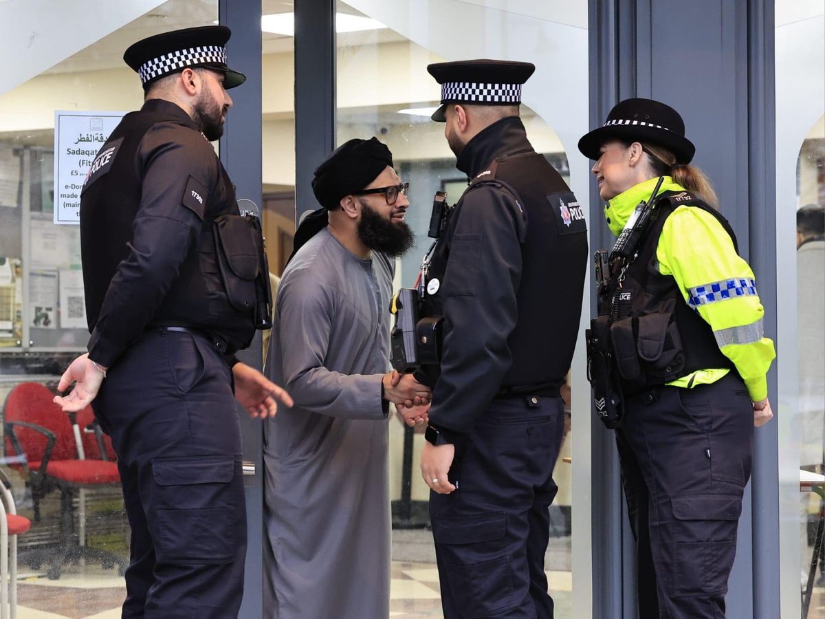Police have thanked local mosques and residents for offering food