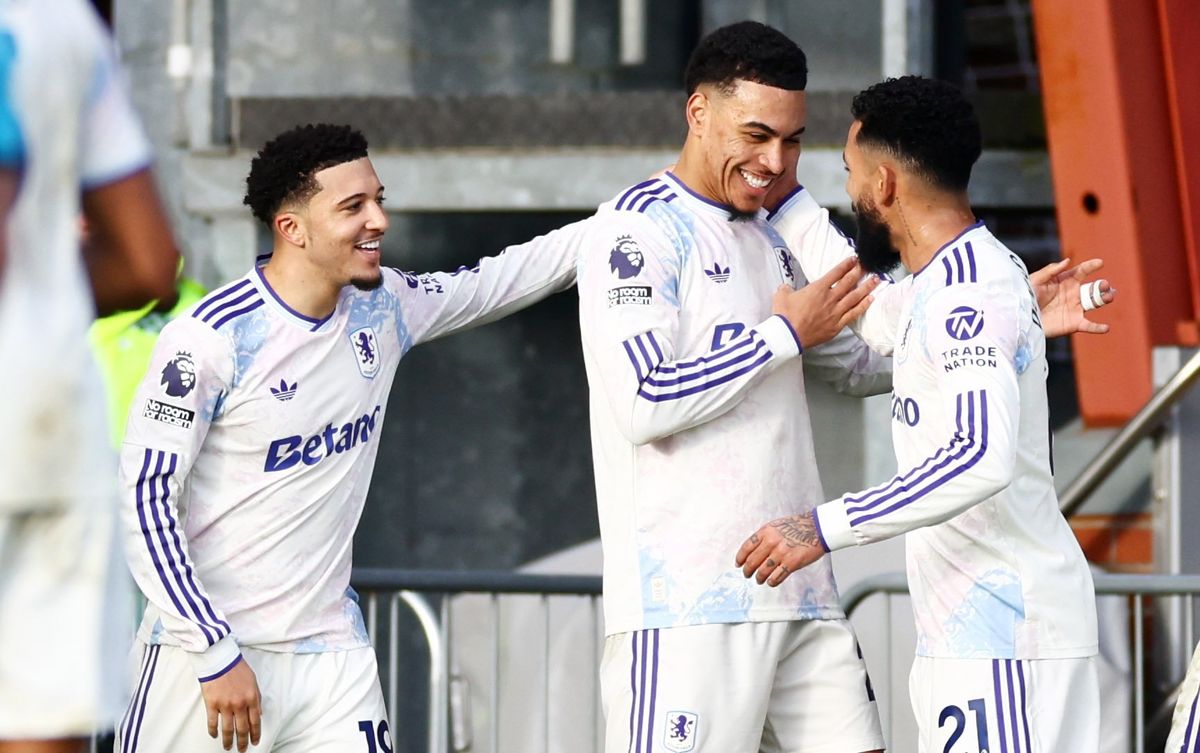 Morgan Rogers of Aston Villa celebrates scoring after making the score 0-1.