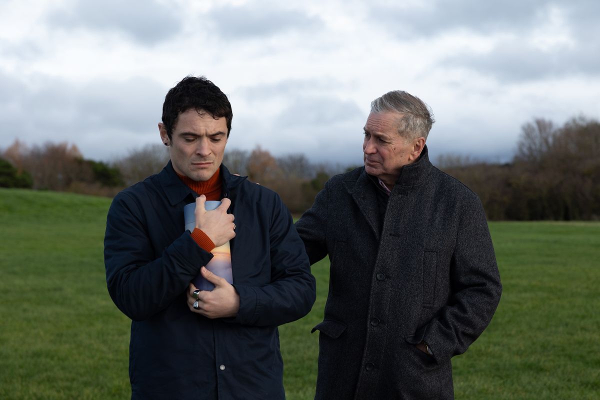 Sensing Rex is struggling with grief, Froggy plans to scatter Grace’s ashes