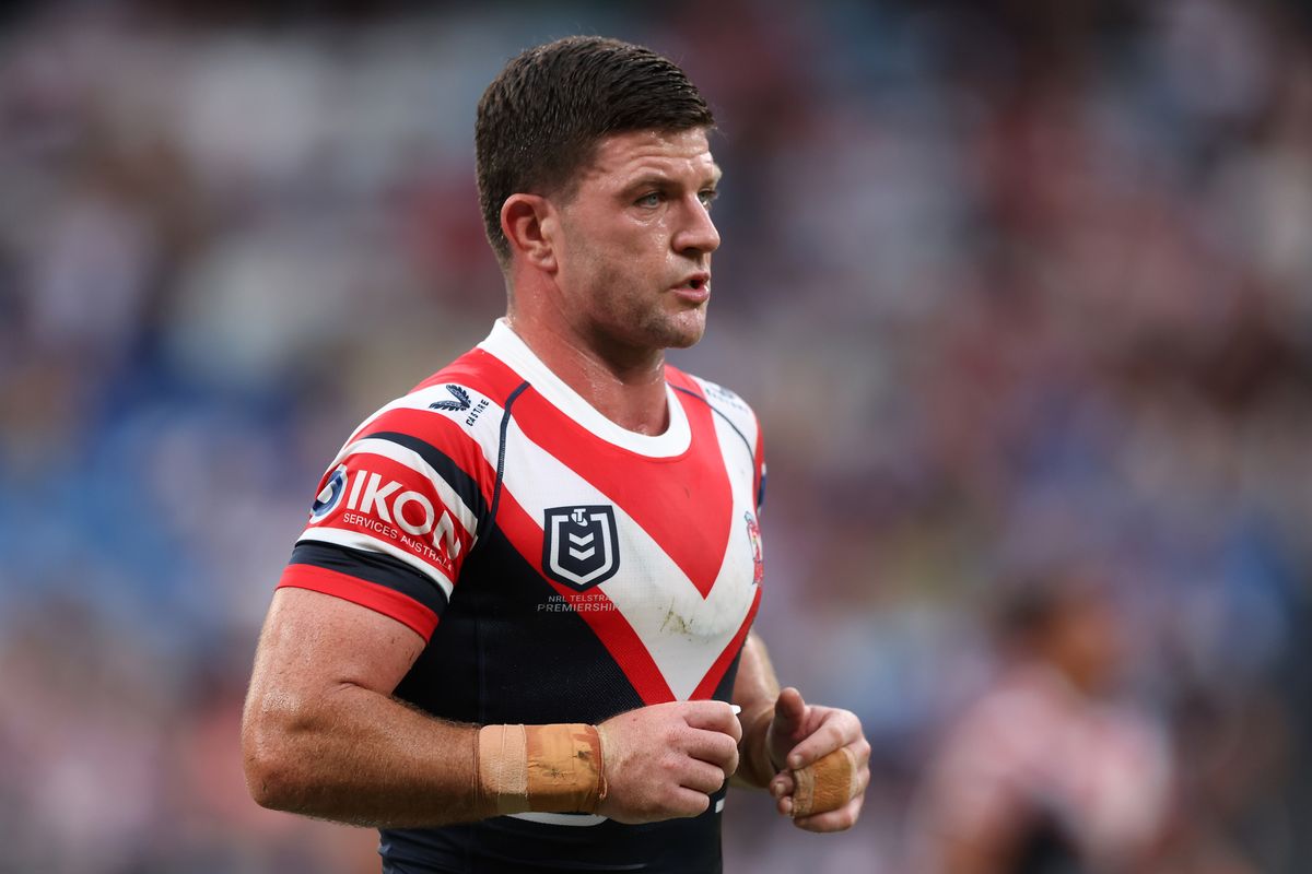 Former NRL half-back Chad Townsend has thrown his support behind Willie Peters and the vacant PNG Chiefs head coaching role.