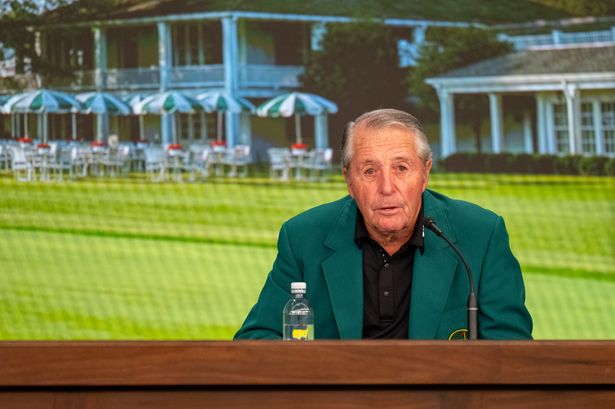 Gary Player chats to the media