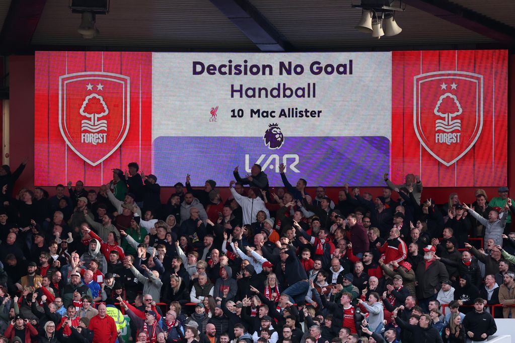 The scoreboard confirms that Alexis Mac Allister's goal was disallowed