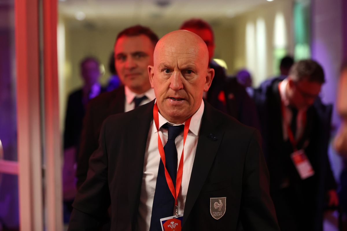 France Defence Coach Shaun Edwards arrives at the stadium