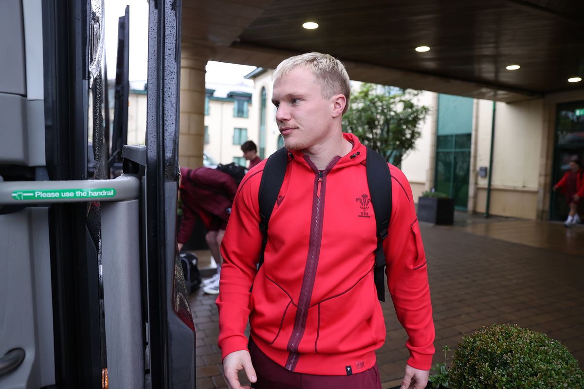 Blair Murray has been left out of the Wales 23 for the first time in 15 matches