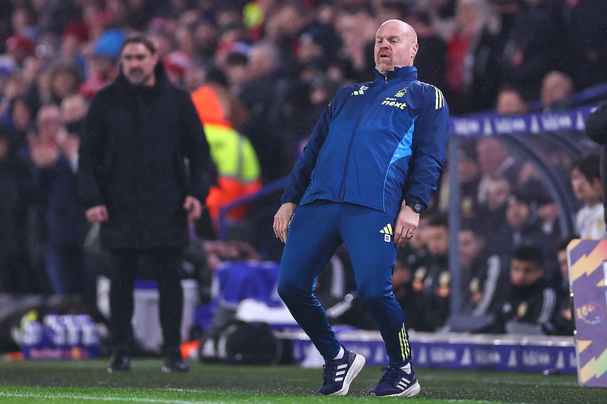 Nottingham Forest head coach Sean Dyche on the touchline against Leeds United