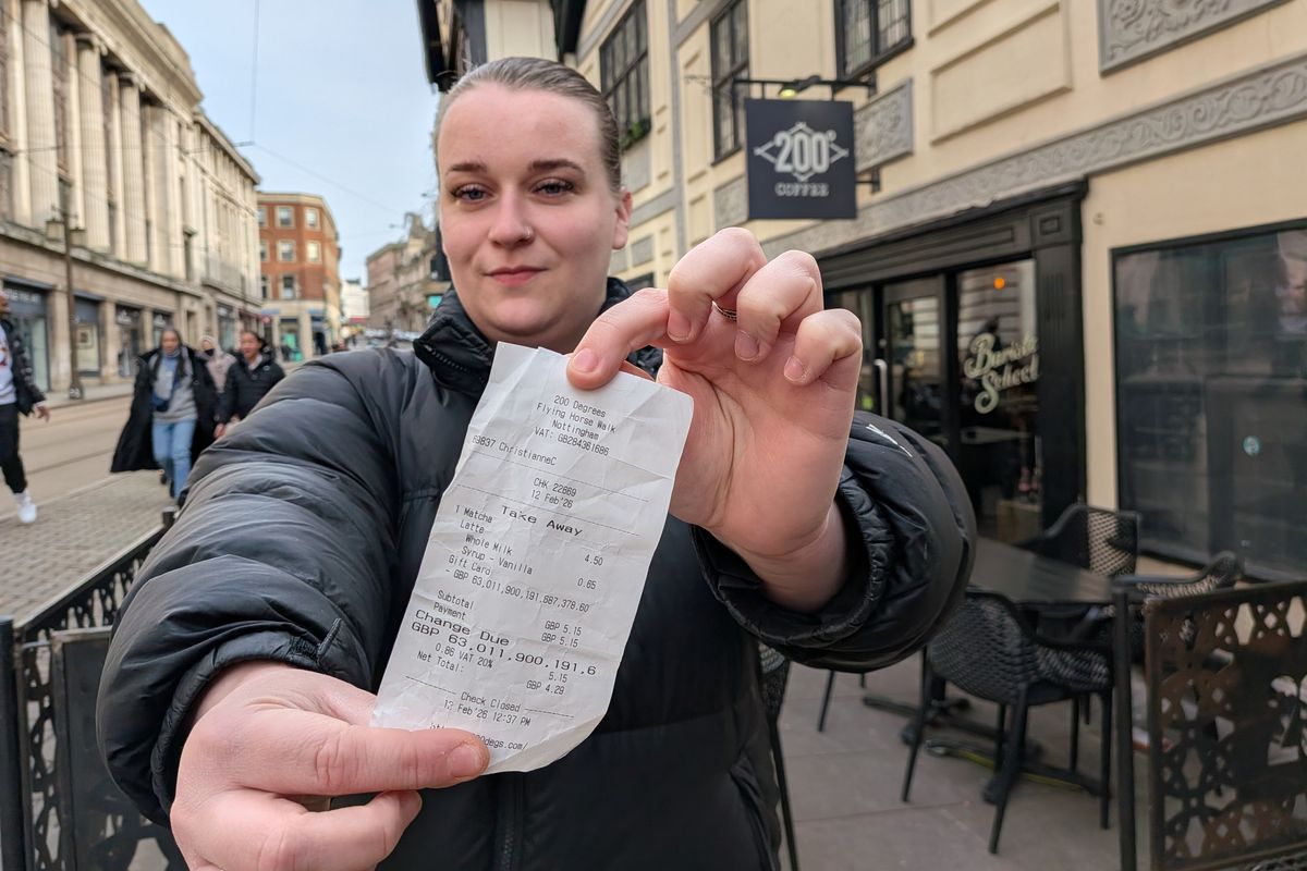 Sophie Downing is a quadrillionaire according to her 200 Degrees receipt