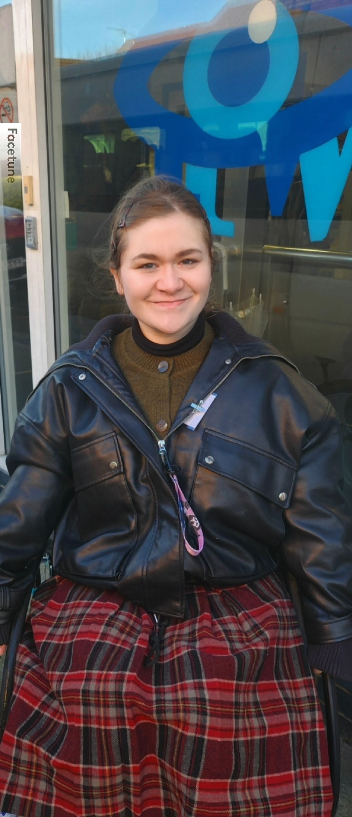 Hollie, who secured a voluntary placement at Foresight as a Trainee Support Worker