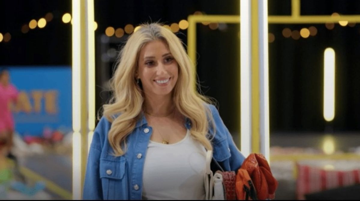 She fronts her own show Sort Your Life Out