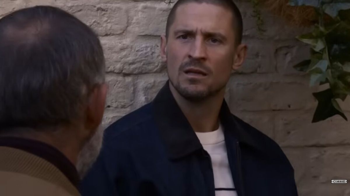 Kevin and Ronnie teamed up to go against Carl