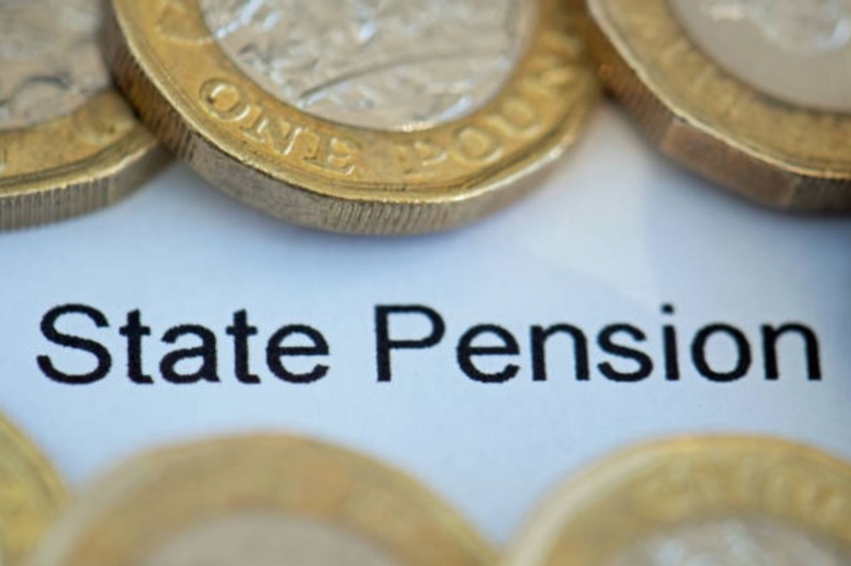 800,000 state pensioners face lower DWP payments over HMRC error