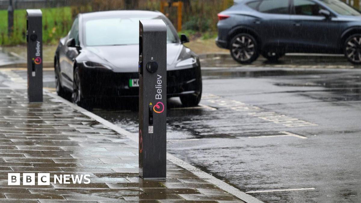 First on-street EV chargers installed in Leeds