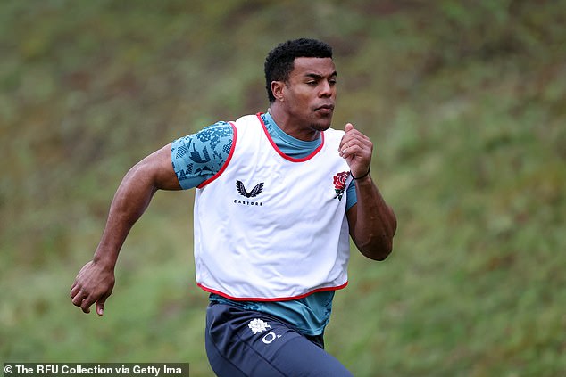 Feyi-Waboso, who was born in Cardiff, limped out of a training with a leg problem on Thursday